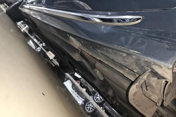 Used Infiniti Q50L 2015 2.0T Comfort Edition Left Side Sill