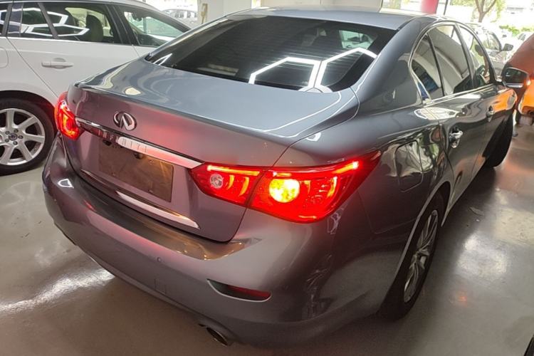Used Infiniti Q50L 2015 2.0T Comfort Edition Rear Right 45 Deg