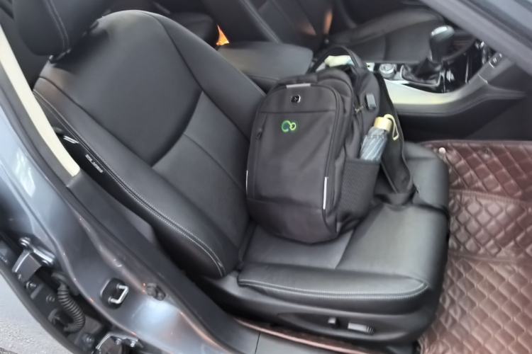 Used Infiniti Q50L 2015 2.0T Enjoyment Edition Right Front Seat