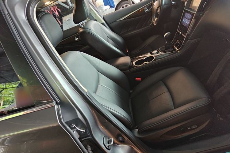 Used Infiniti Q50L 2015 2.0T Luxury Edition Right Front Seat