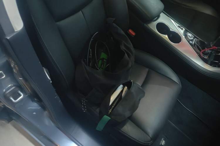 Used Infiniti Q50L 2015 2.0T Enjoyment Edition Right Front Seat