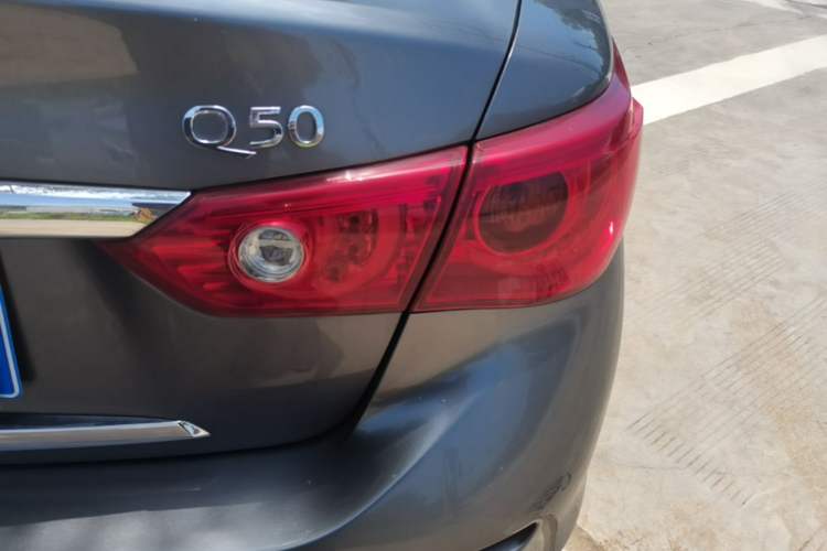 Used Infiniti Q50L 2015 2.0T Enjoyment Edition Right Rear Taillight
