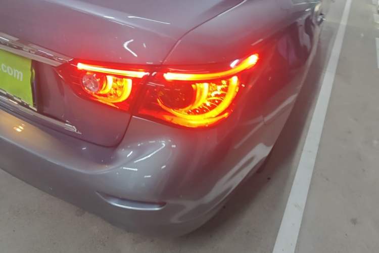 Used Infiniti Q50L 2015 2.0T Enjoyment Edition Right Rear Taillight