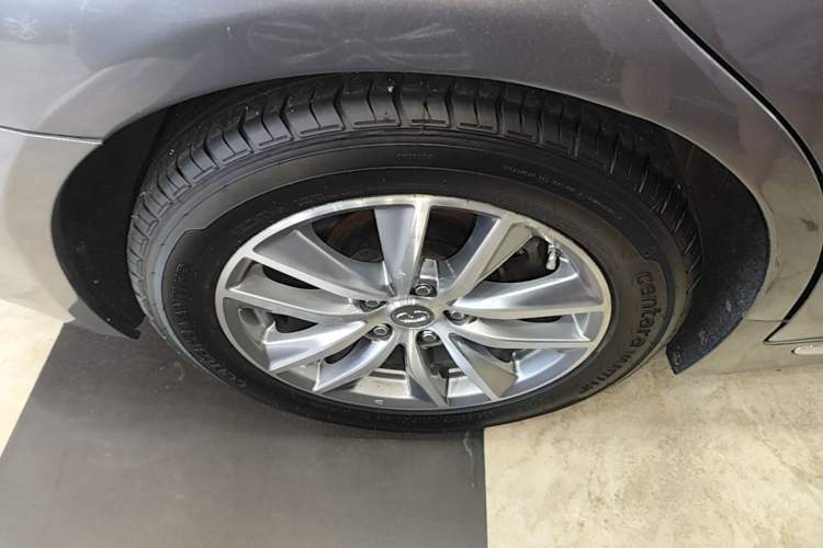 Used Infiniti Q50L 2015 2.0T Enjoyment Edition Right Rear Wheel Hub