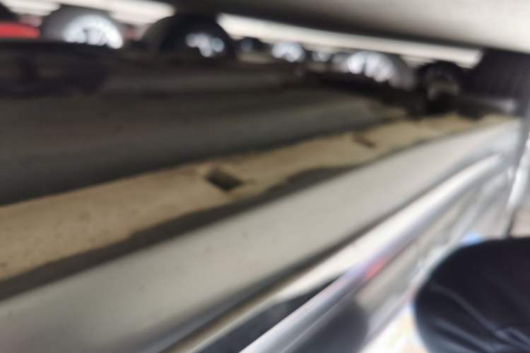 Used Infiniti Q50L 2015 2.0T Comfort Edition Right Side Sill