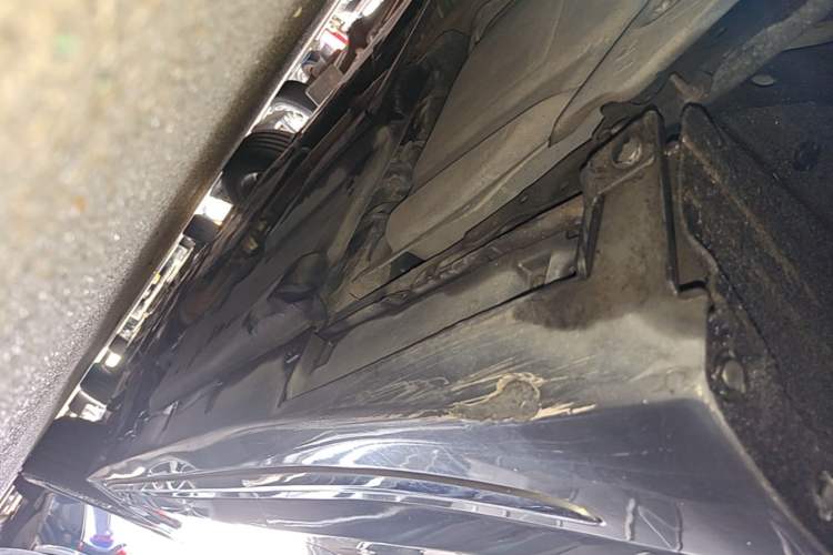 Used Infiniti Q50L 2015 2.0T Luxury Edition Right Side Sill