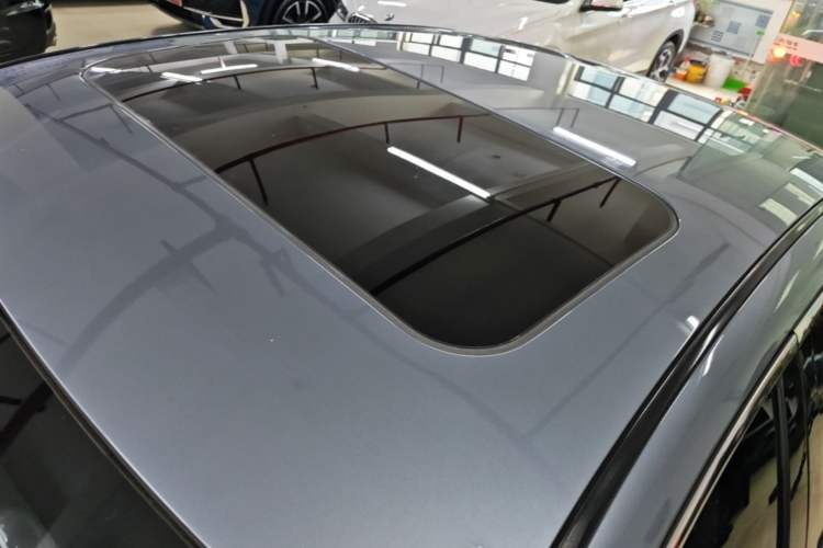 Used Infiniti Q50L 2015 2.0T Comfort Edition Roof