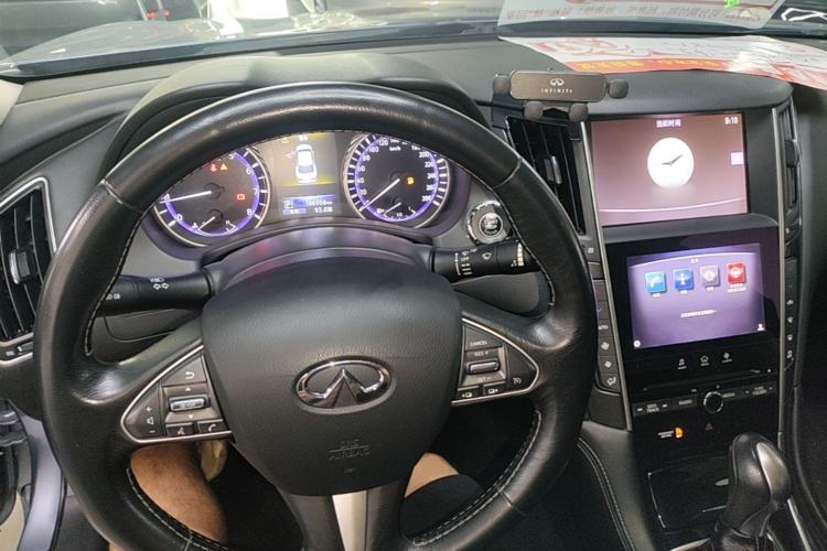 Used Infiniti Q50L 2015 2.0T Comfort Edition Steering Wheel