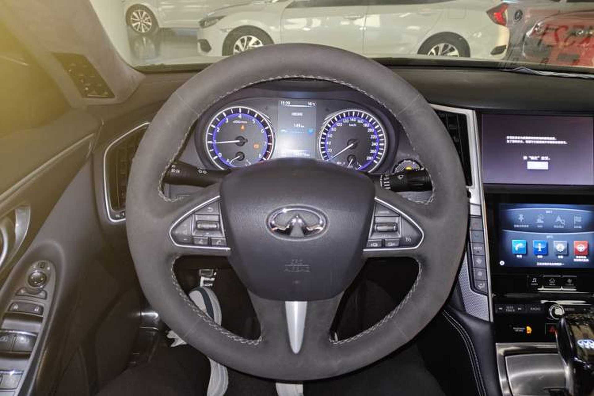 Used Infiniti Q50L 2015 2.0T Enjoyment Edition Steering Wheel