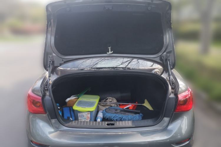 Used Infiniti Q50L 2015 2.0T Enjoyment Edition Trunk
