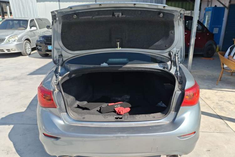 Used Infiniti Q50L 2015 2.0T Enjoyment Edition Trunk