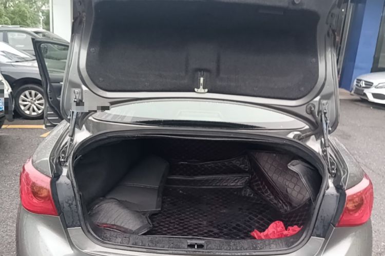 Used Infiniti Q50L 2015 2.0T Comfort Edition Trunk