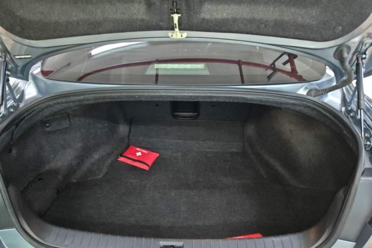 Used Infiniti Q50L 2015 2.0T Comfort Edition Trunk