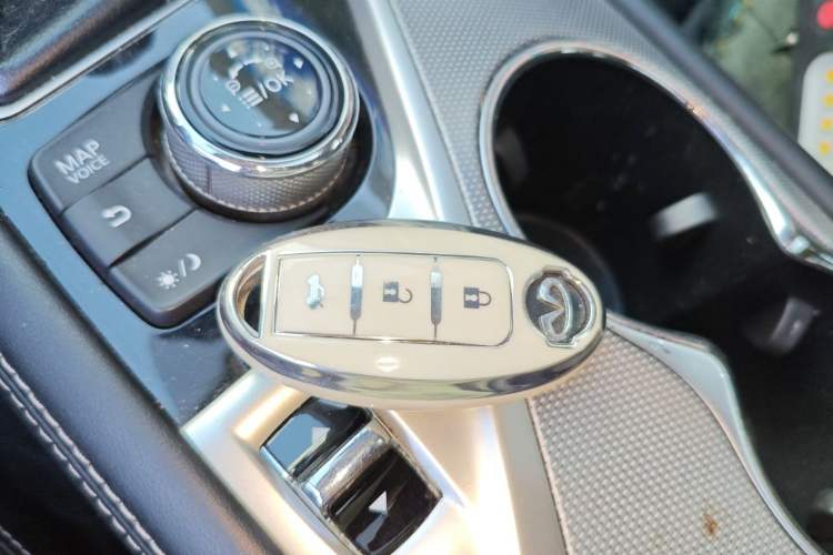 Used Infiniti Q50L 2015 2.0T Enjoyment Edition Vehicle Key