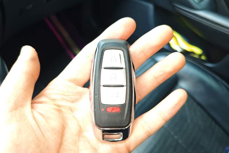 Used Infiniti Q50L 2015 2.0T Sport Edition Vehicle Key
