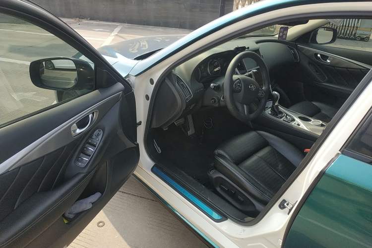 Used Infiniti Q50L 2015 2.0T Sport Edition Driver Seat