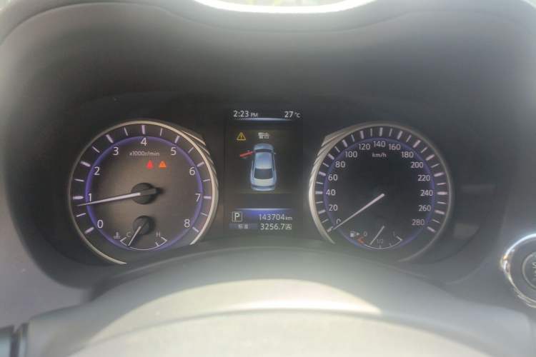 Used Infiniti Q50L 2015 2.0T Enjoyment Edition Instrument Cluster