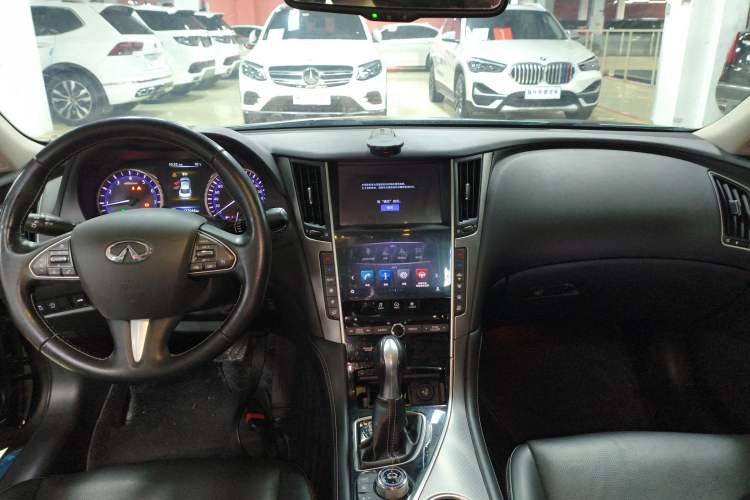Used Infiniti Q50L 2015 2.0T Enjoyment Edition Interior 2