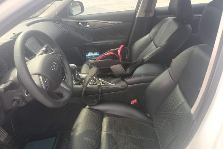 Used Infiniti Q50L 2015 2.0T Sport Edition Left Front Seat