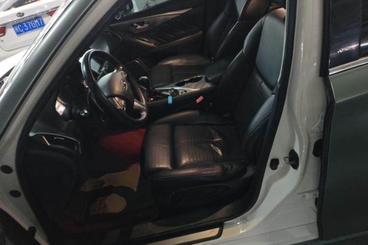 Used Infiniti Q50L 2015 2.0T Sport Edition Left Front Seat