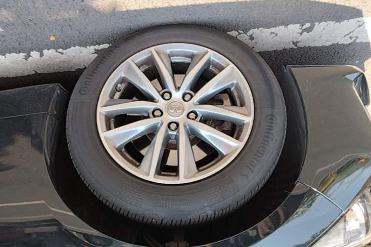 Used Infiniti Q50L 2015 2.0T Luxury Edition Left Front Wheel Hub