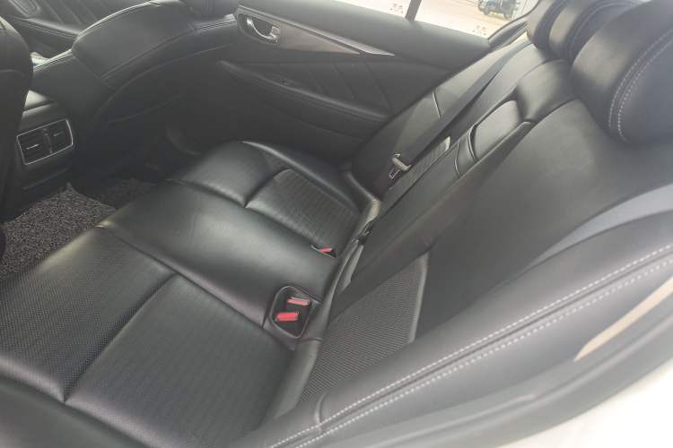 Used Infiniti Q50L 2015 2.0T Sport Edition Left Rear Seat