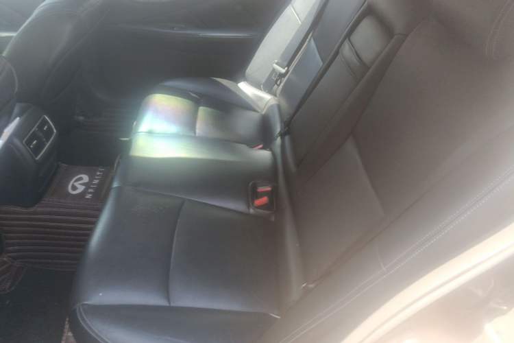 Used Infiniti Q50L 2015 2.0T Enjoyment Edition Left Rear Seat