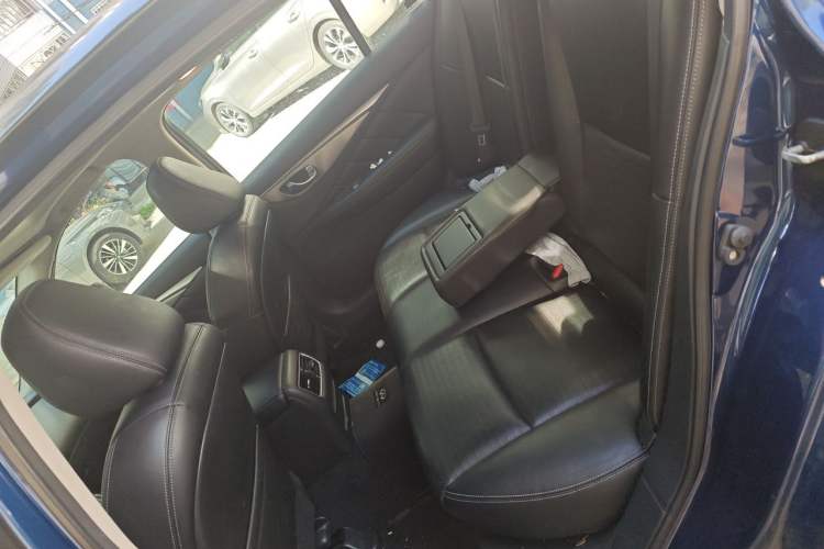 Used Infiniti Q50L 2015 2.0T Sport Edition Left Rear Seat