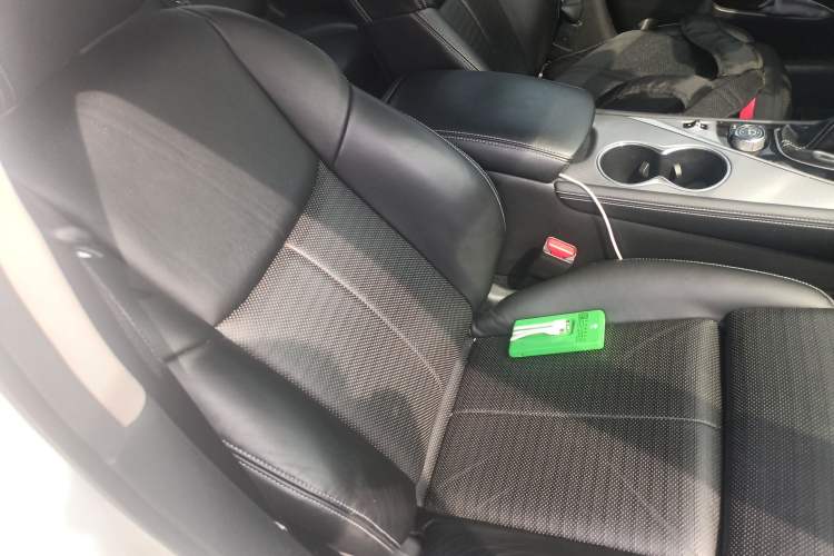 Used Infiniti Q50L 2015 2.0T Sport Edition Right Front Seat
