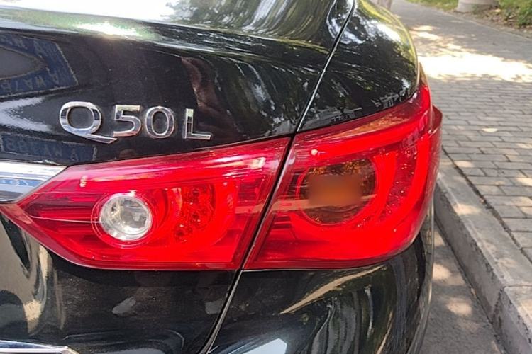 Used Infiniti Q50L 2015 2.0T Luxury Edition Right Rear Taillight