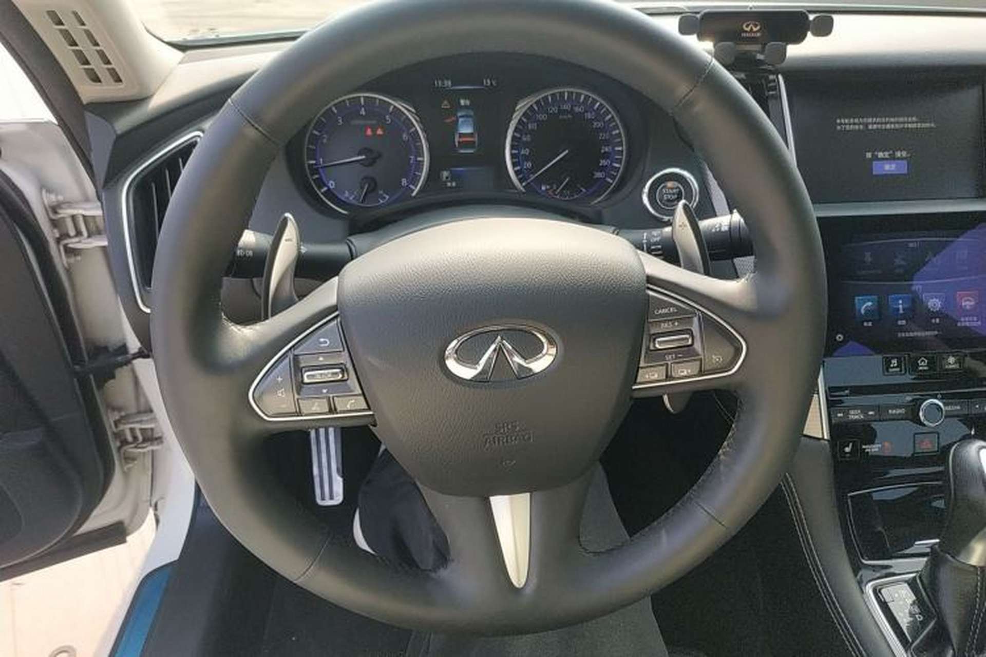 Used Infiniti Q50L 2015 2.0T Sport Edition Steering Wheel