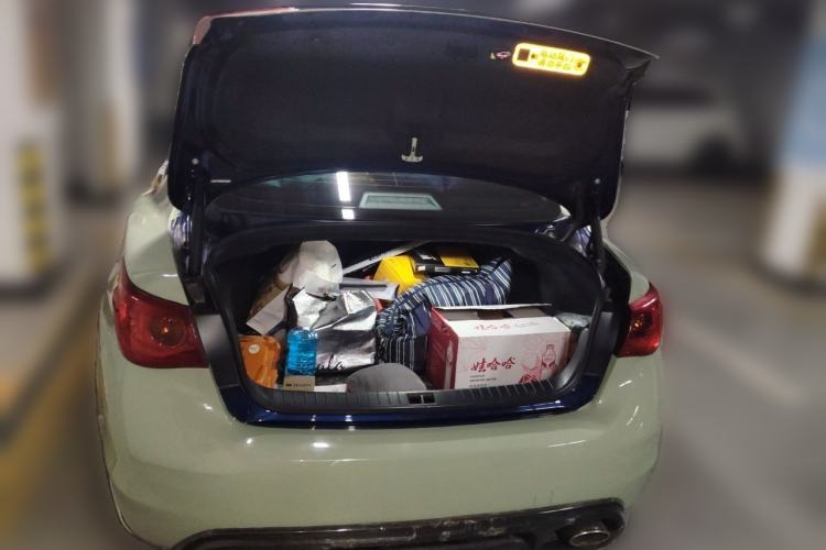 Used Infiniti Q50L 2015 2.0T Enjoyment Edition Trunk