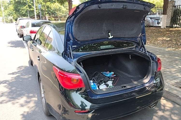 Used Infiniti Q50L 2015 2.0T Luxury Edition Trunk