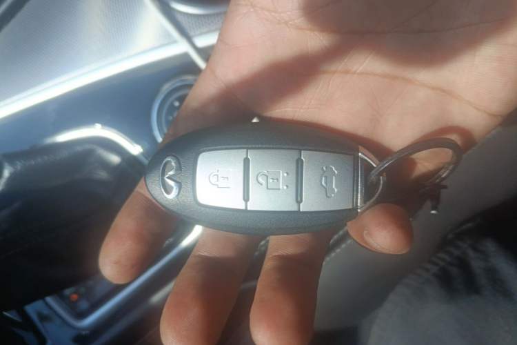 Used Infiniti Q50L 2015 2.0T Enjoyment Edition Vehicle Key
