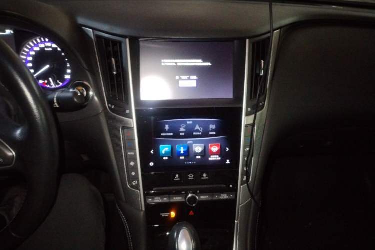 Used Infiniti Q50L 2015 2.0T Enjoyment Edition Audio And AC Panel