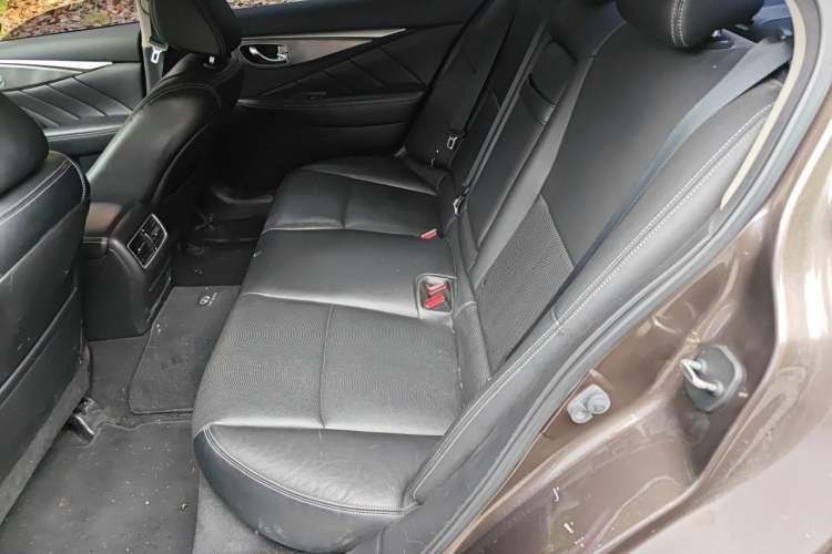 Used Infiniti Q50L 2015 2.0T Enjoyment Edition Left Rear Seat