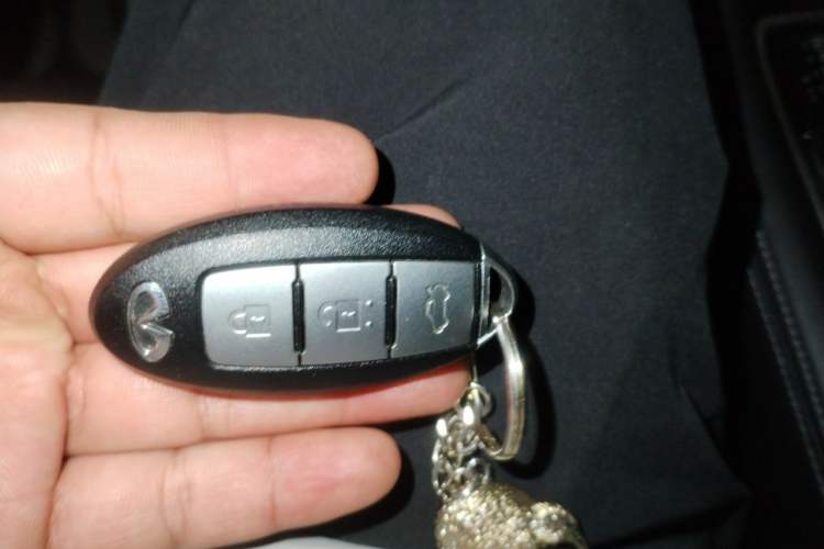 Used Infiniti Q50L 2015 2.0T Enjoyment Edition Vehicle Key