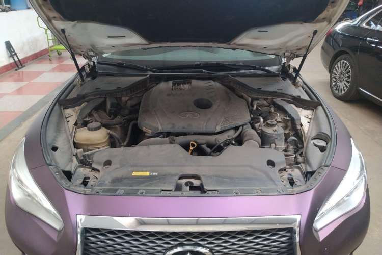 Used Infiniti Q50L 2015 2.0T Comfort Edition Engine Bay