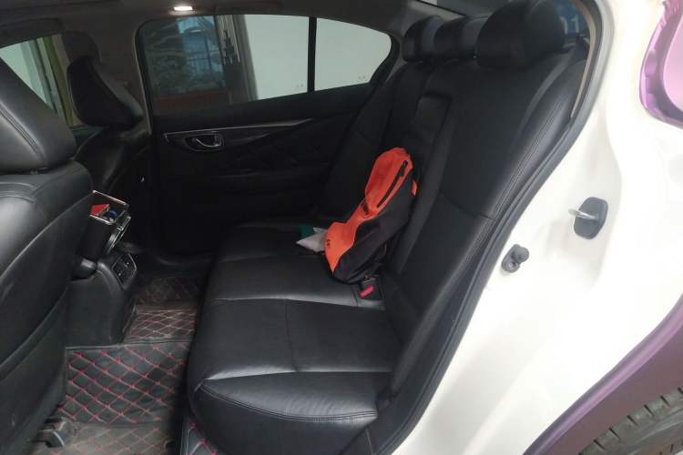 Used Infiniti Q50L 2015 2.0T Comfort Edition Left Rear Seat