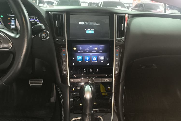 Used Infiniti Q50L 2015 2.0T Luxury Sport Edition Audio And AC Panel