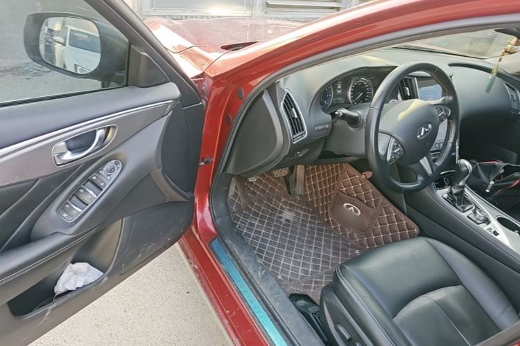 Used Infiniti Q50L 2015 2.0T Enjoyment Edition Driver Seat
