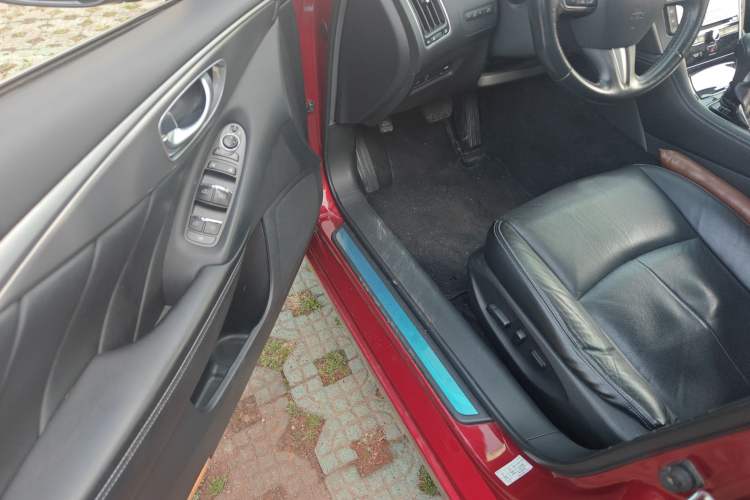 Used Infiniti Q50L 2015 2.0T Enjoyment Edition Driver Seat