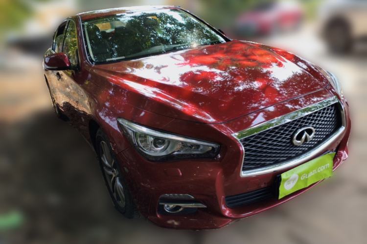 Used Infiniti Q50L 2015 2.0T Enjoyment Edition Front Right 45 Deg