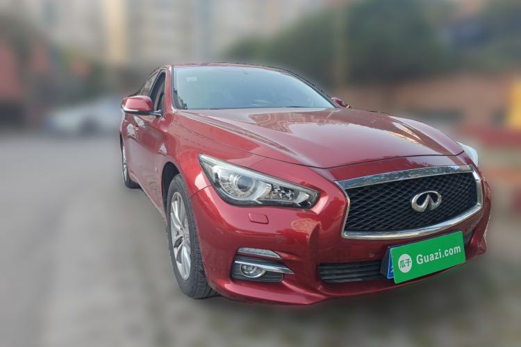 Used Infiniti Q50L 2015 2.0T Enjoyment Edition Front Right 45 Deg