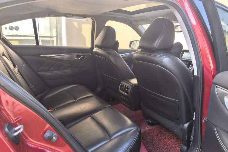 Used Infiniti Q50L 2015 2.0T Enjoyment Edition Interior 5