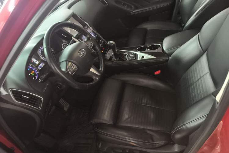 Used Infiniti Q50L 2015 2.0T Luxury Sport Edition Left Front Seat