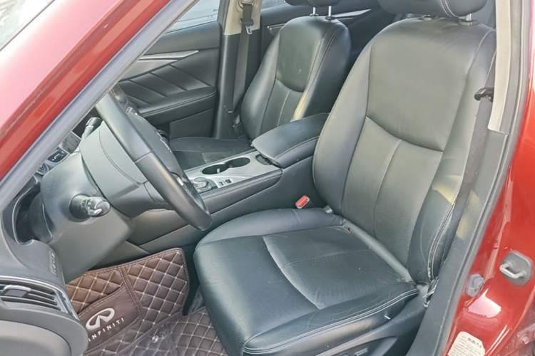 Used Infiniti Q50L 2015 2.0T Enjoyment Edition Left Front Seat