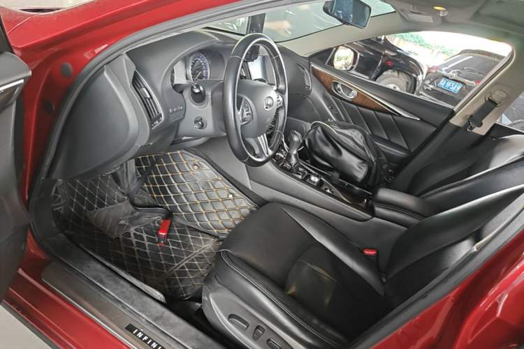 Used Infiniti Q50L 2015 2.0T Luxury Edition Left Front Seat