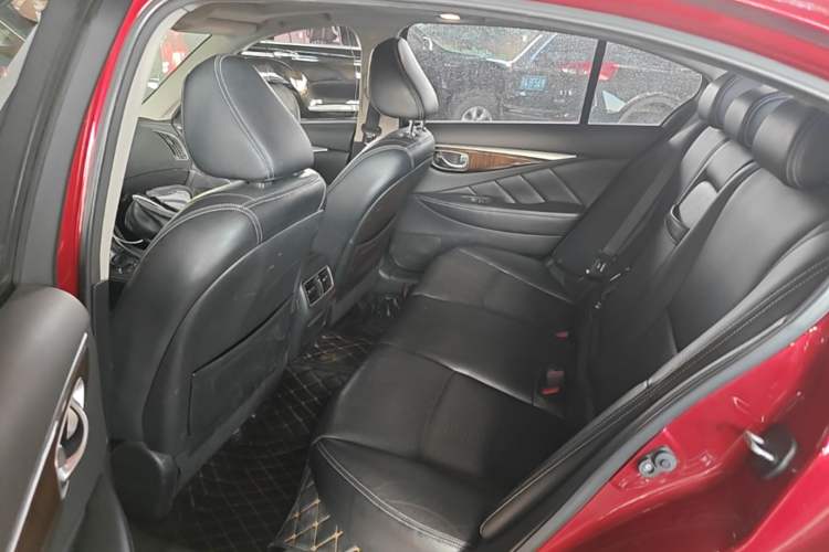 Used Infiniti Q50L 2015 2.0T Luxury Edition Left Rear Seat