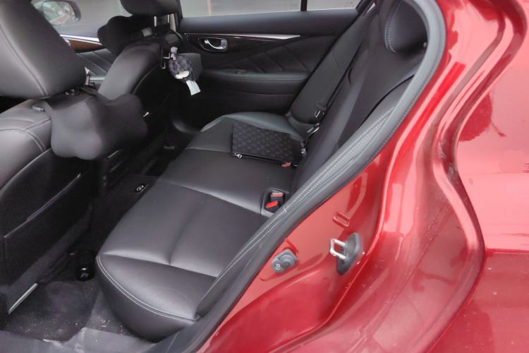 Used Infiniti Q50L 2015 2.0T Luxury Edition Left Rear Seat